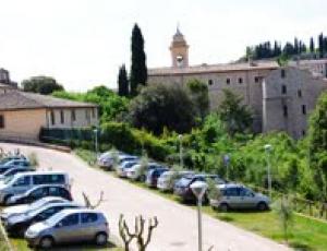 spello parcheggio.jpg